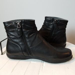 softwalk hanover bootie
